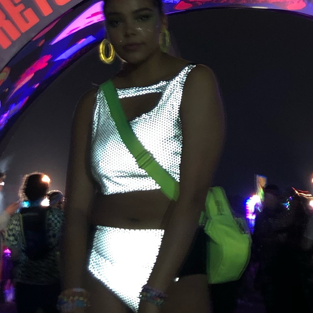 Dollskill Reflective Rave Set- SOLD - Picture 3 of 3